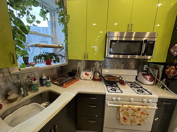 4th image of 318 Ditmas Ave APT 3