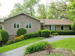26140 N Greenbriar Ct, Lake Barrington, IL