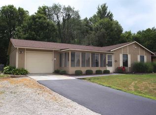 445 W Adams St, Roann, IN 46974