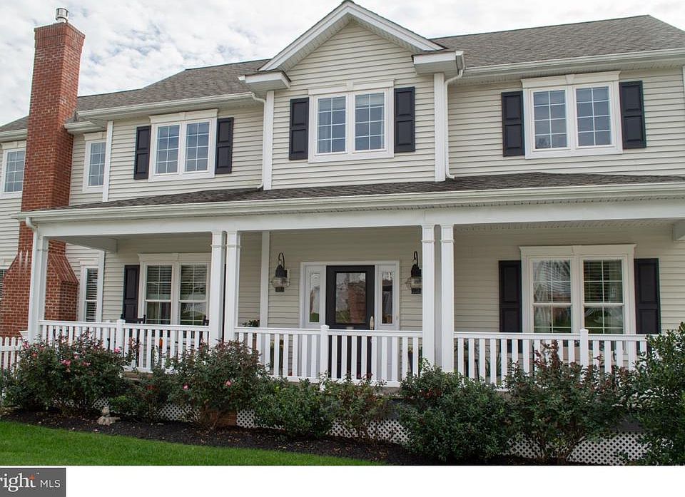 1st image of 1007 Linden Ave