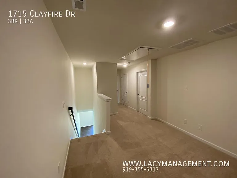 1715 Clayfire Dr — Photo 7