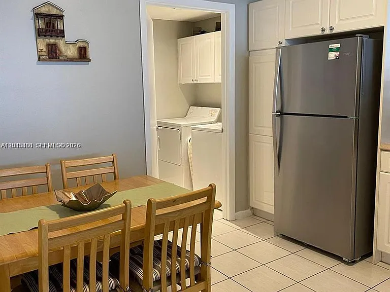 17050 N Bay Rd #407 — Photo 10