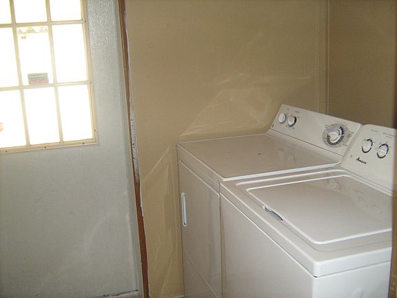 5th image of 10591 Valette Cir S