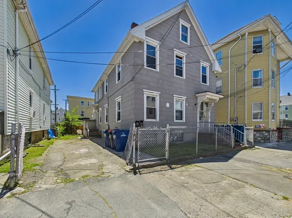 34 Jouvette St, New Bedford, MA 02744