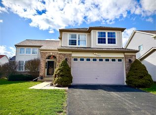 2123 Skylane Dr, Naperville, IL 60564