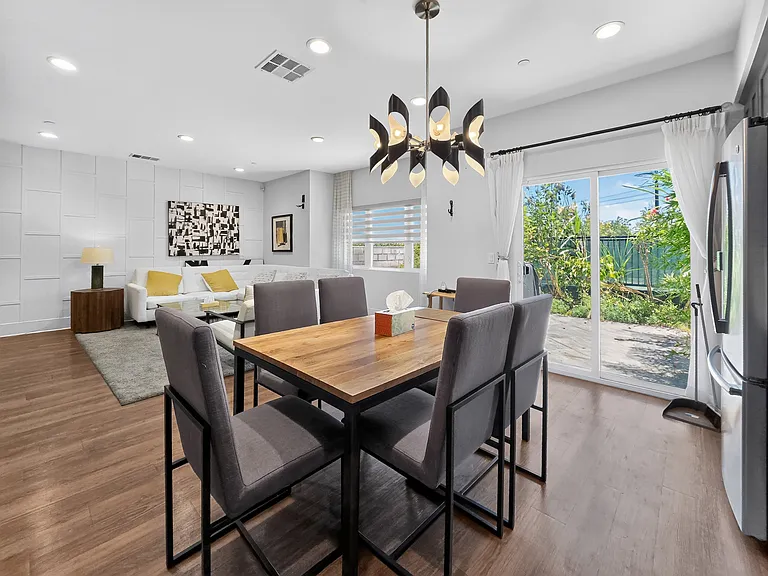 15343 Lotus Cir — Photo 6