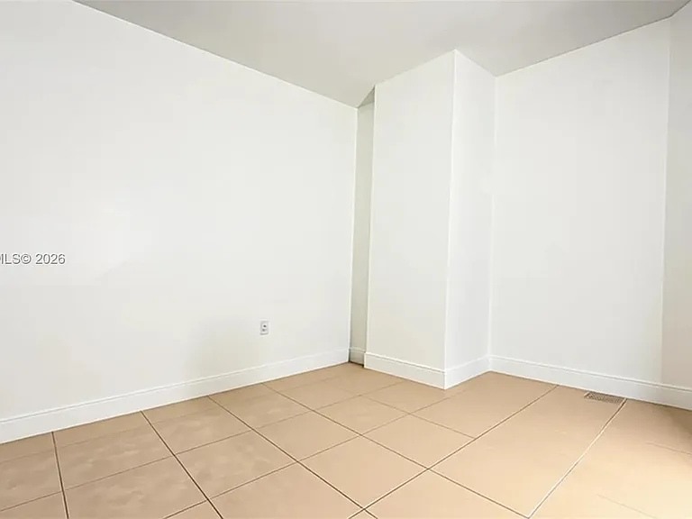19400 Turnberry Way #1132 — Photo 26