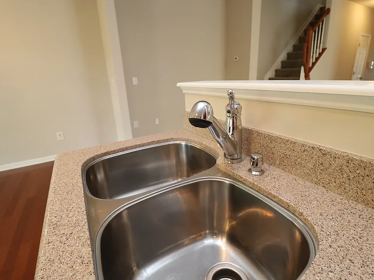 110 Fanwood Ct — Photo 21