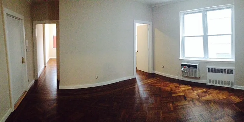 Rented by Halvatzis Realty | media 25