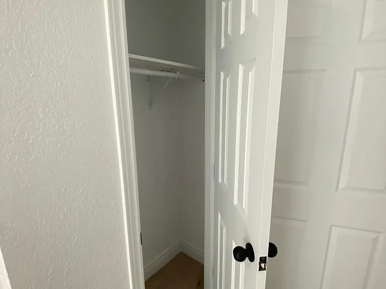 Unit Photo