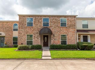 6862 Marshall Place Dr, Beaumont, TX 77706