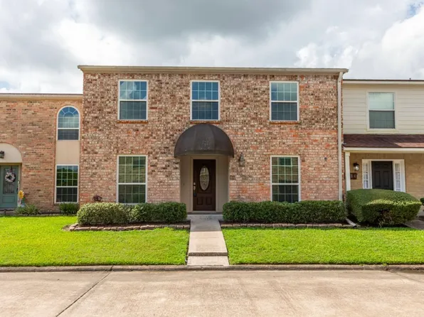 6862 Marshall Place Dr, Beaumont, TX 77706