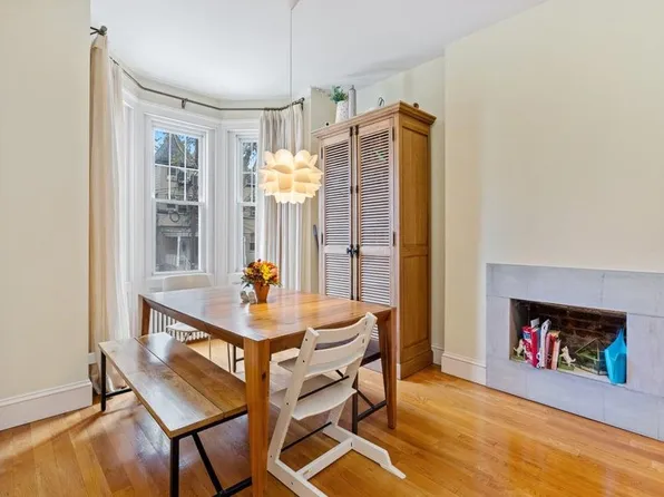 65 Van Reipen Avenue image 11 of 28