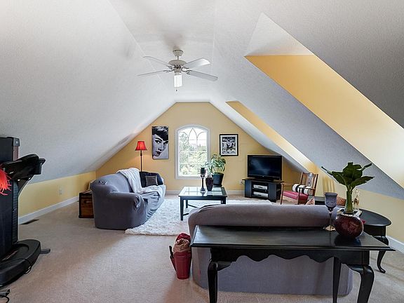3rd image of 5852 Baronscourt Way