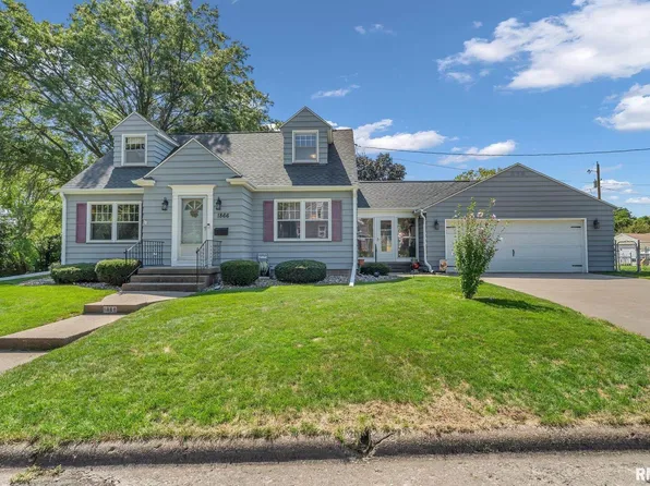 1866 17th Ave, Moline, IL 61265