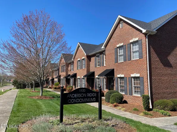 1120 Skyline Dr APT 4, Johnson City, TN 37604