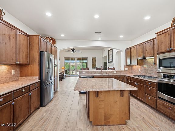 5th image of 39824 S Windwood Dr