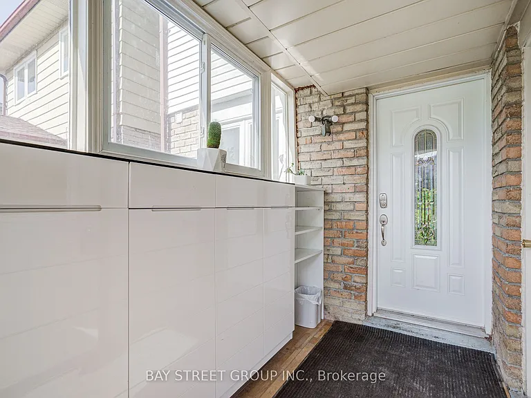 68 Kimroy Grv — Photo 3