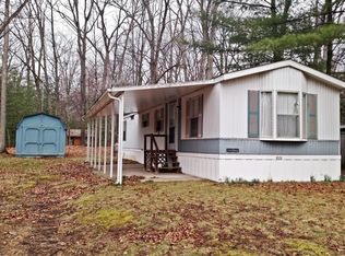 6530 E Decker Rd, Fountain, MI 49410