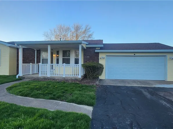 613 Poland Rd, Danville, IL 61834