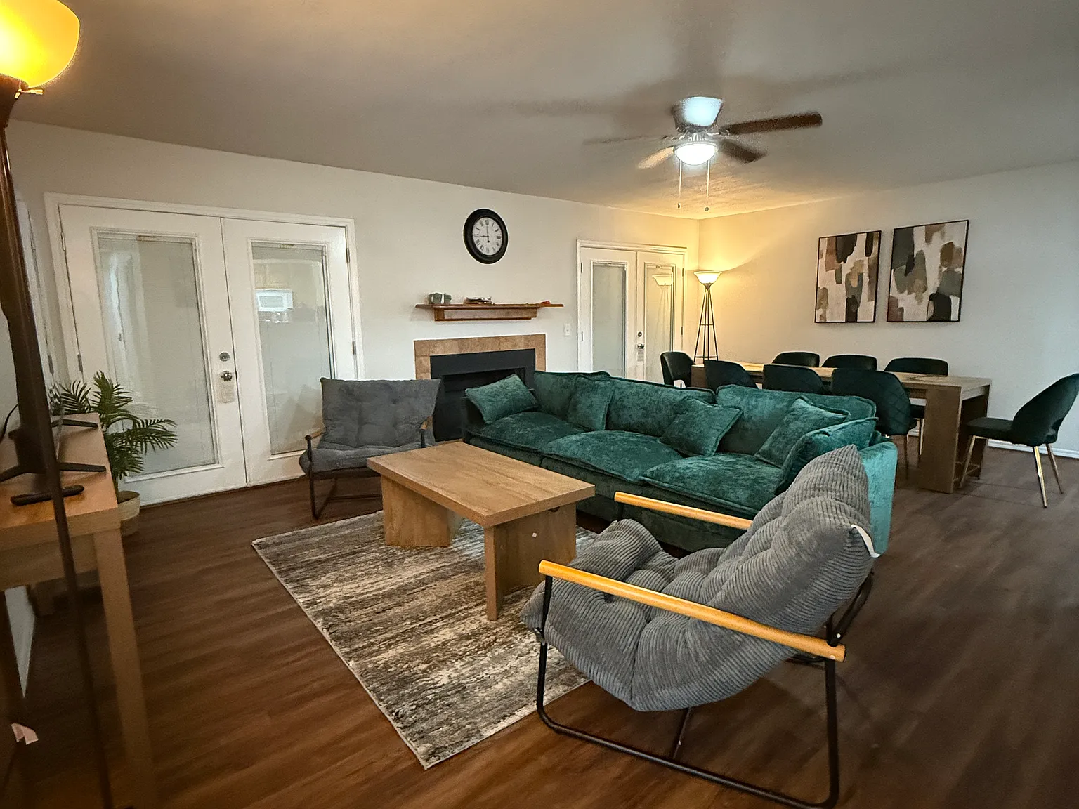3 bed, $3,500 — Photo 3