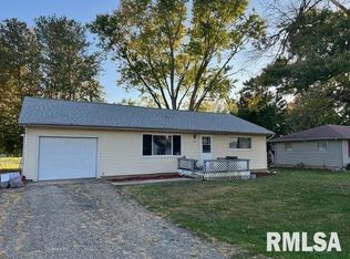 406 W Memorial Dr, Abingdon, IL 61410