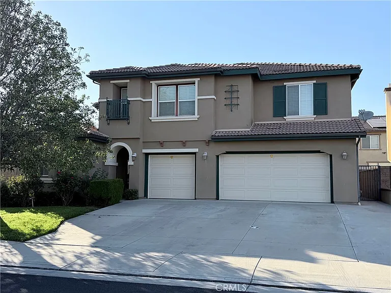 13682 Perry Ann Cir — Photo 1