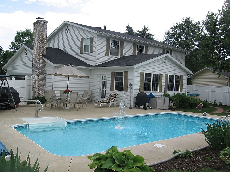 Your "backyard paradise!"