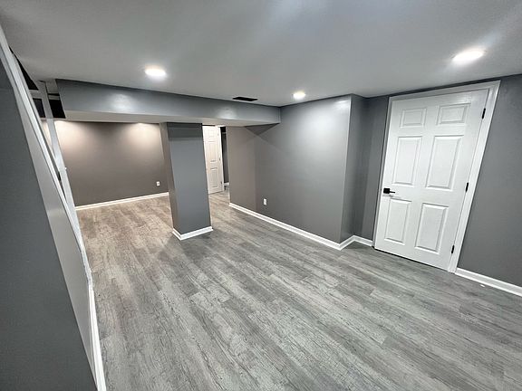 4th image of 5768 Speedway Dr