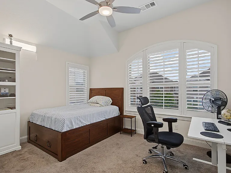 8701 Fairway Ln — Photo 15