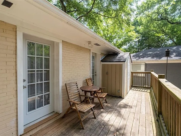 1401 Briarwood Rd NE — Photo 25