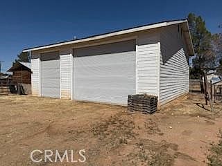 2nd image of 15485 Comanche Rd