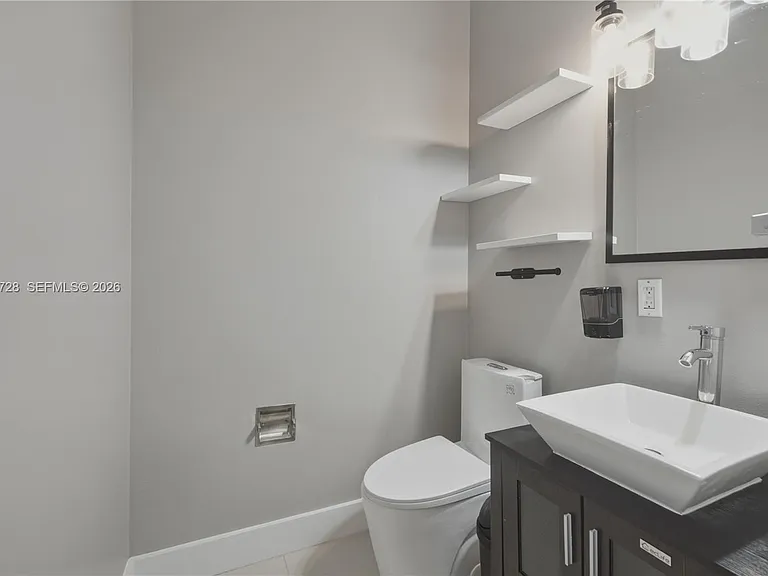 5285 NW 112th Ter — Photo 19