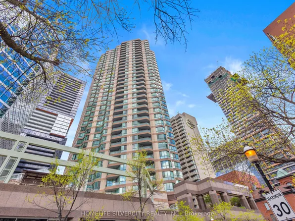 38 Elm St #2900, Toronto, ON M5G 2K5