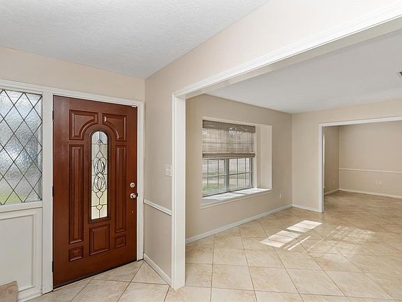 5th image of 20410 Laurel Lock Dr