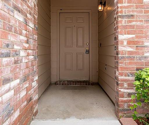3rd image of 715 Gunters Mountain Ln