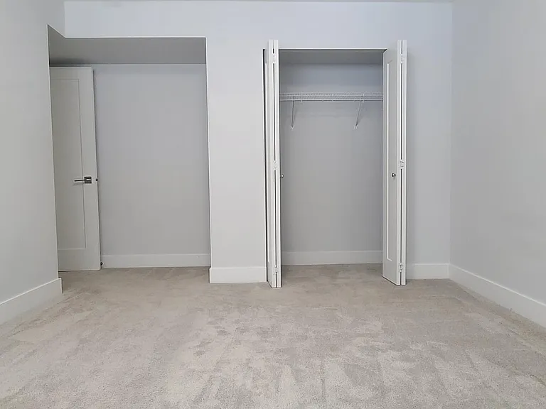 2060 165b St — Photo 6