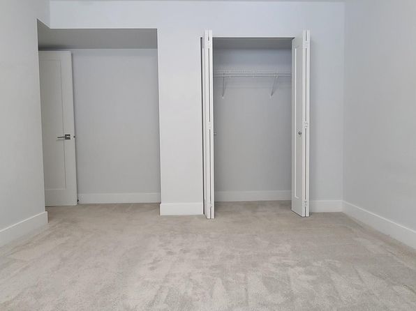 1 bedroom rental in Surrey — photo 6