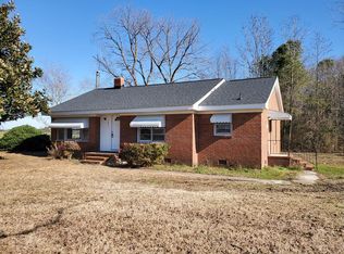 1601 Kelly Springs Rd, Mount Olive, NC 28365