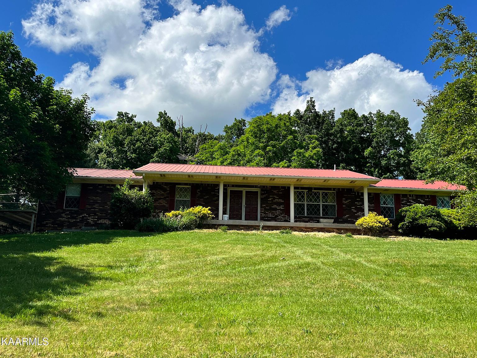 125 Hogskin Rd, Washburn, TN 37888 Zillow