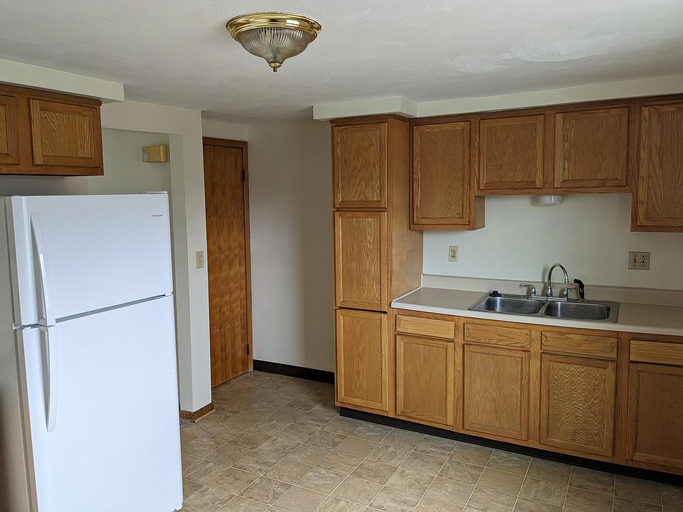 2nd image of 436 Bob Ave