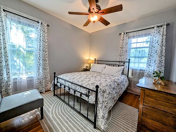 5th image of 1580 Amherst St Floor 2