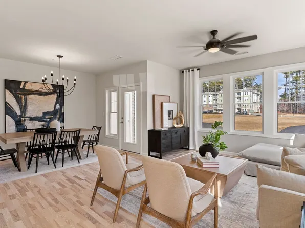 399 Neponset #112, Canton, MA 02021
