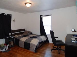 27 Hunting St #1, Cambridge, MA 02141