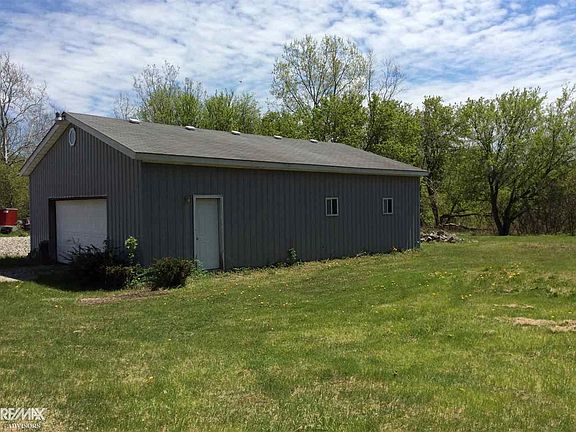 5th image of 7521 Fred W Moore Hwy