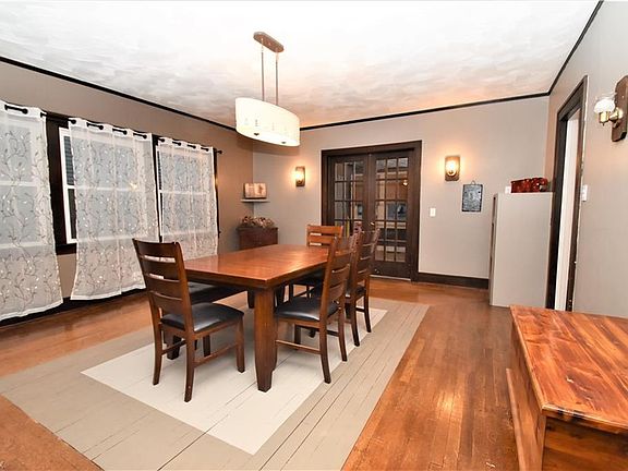 4th image of 752 Quinby Ave