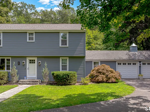 85 Oakcliff Road, Middletown, CT 06457