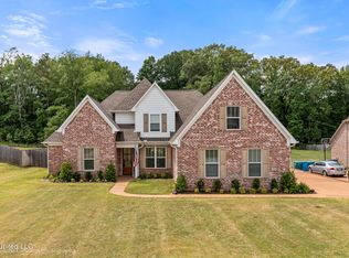 3169 Fossil Hill Dr, Hernando, MS 38632