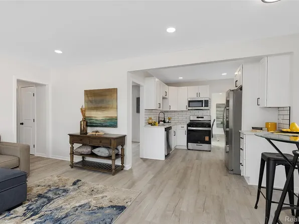 26707 Alger Blvd, Madison Heights, MI 48071