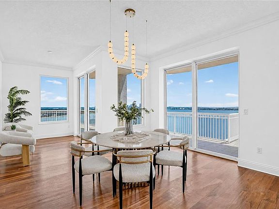 4th image of 3507 BAYSHORE BOULEVARD #2101
